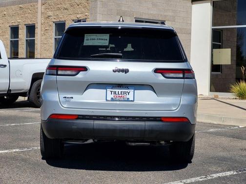 2024 Jeep Grand Cherokee L Laredo