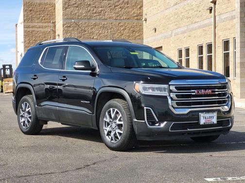 2023 GMC Acadia SLT