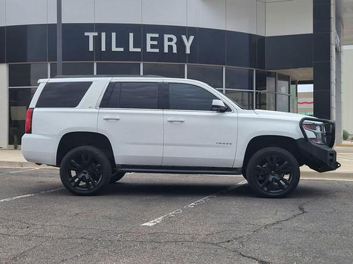Summit White 2017 Chevrolet Tahoe LT