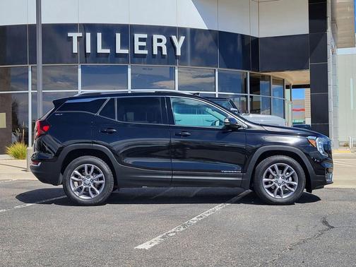 2022 GMC Terrain SLT