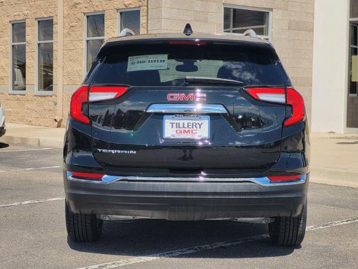 2022 GMC Terrain SLT