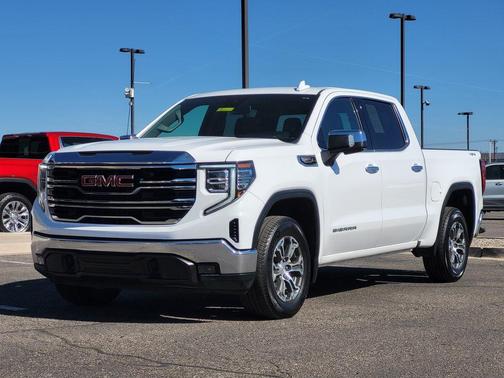 2025 GMC Sierra 1500 SLT