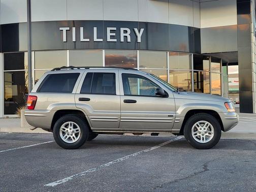 2004 Jeep Grand Cherokee Laredo
