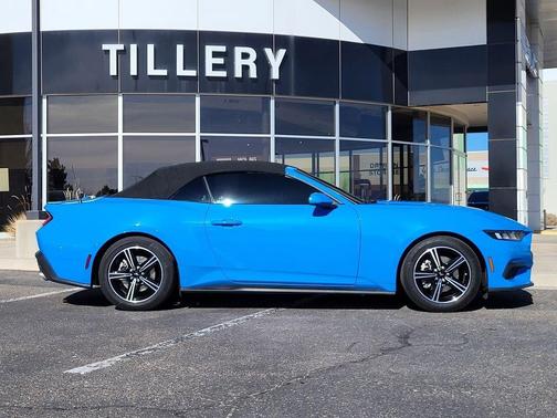 2024 Ford Mustang EcoBoost