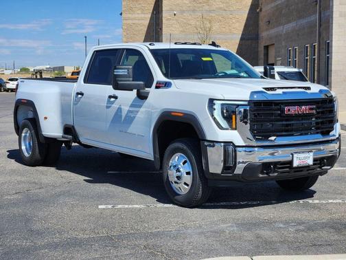 2025 GMC Sierra 3500 Pro