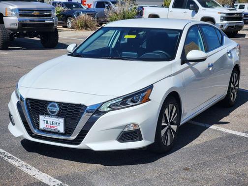 2021 Nissan Altima 2.5 SV