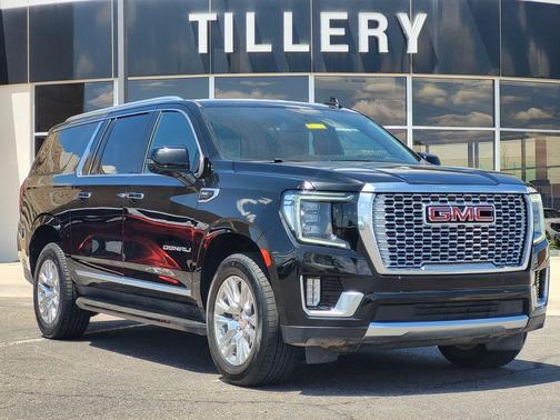 Onyx Black 2024 GMC Yukon XL Denali