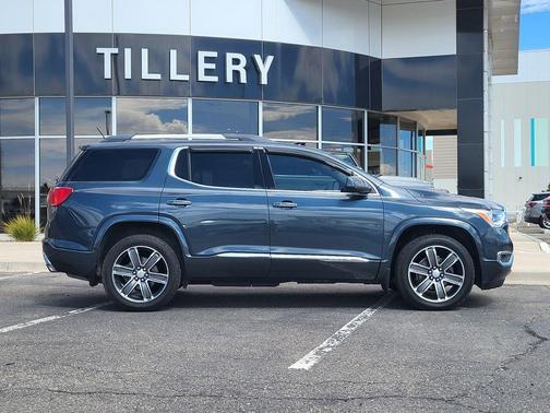2019 GMC Acadia Denali