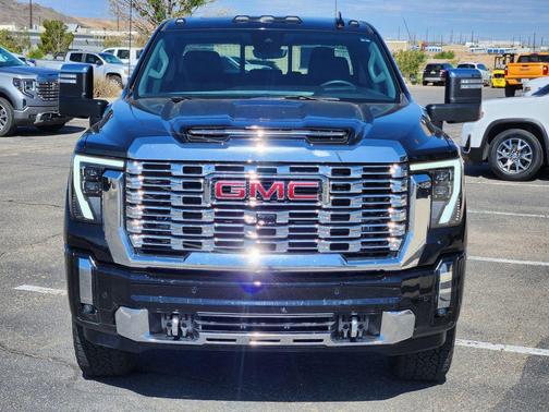 2024 GMC Sierra 2500 Denali