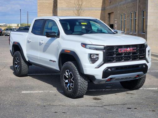 2023 GMC Canyon AT4X