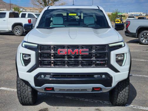 2023 GMC Canyon AT4X