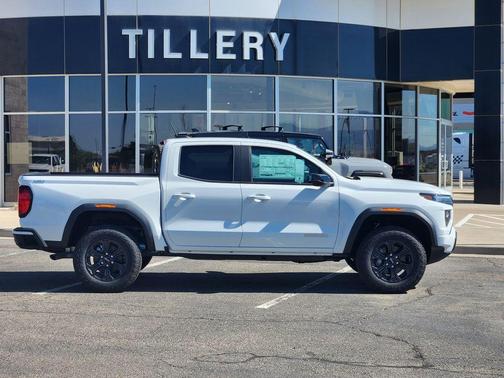 2025 GMC Canyon Elevation