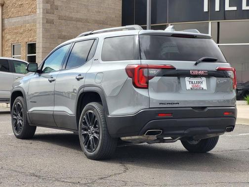 Sterling 2023 GMC Acadia SLT
