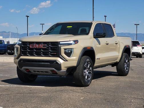 2024 GMC Canyon AT4