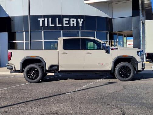 2026 GMC Sierra 2500 AT4