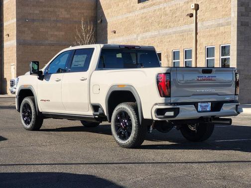 2026 GMC Sierra 2500 AT4