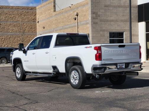 Summit White 2024 Chevrolet Silverado 2500 LT