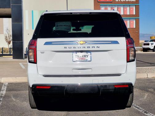 2022 Chevrolet Suburban LS