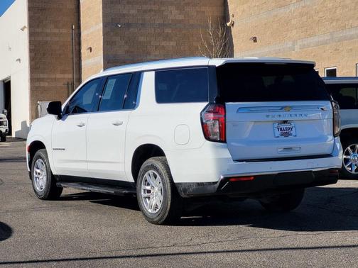2022 Chevrolet Suburban LS