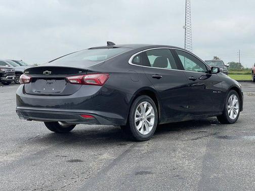 2022 Chevrolet Malibu FWD LT
