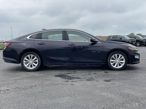 2022 Chevrolet Malibu FWD LT