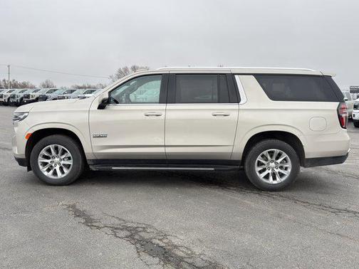 2021 Chevrolet Suburban LT