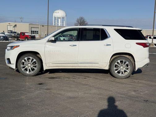 2021 Chevrolet Traverse Premier