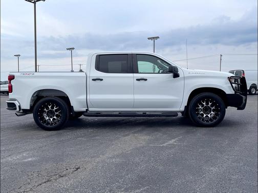 Summit White 2020 Chevrolet Silverado 1500 Custom