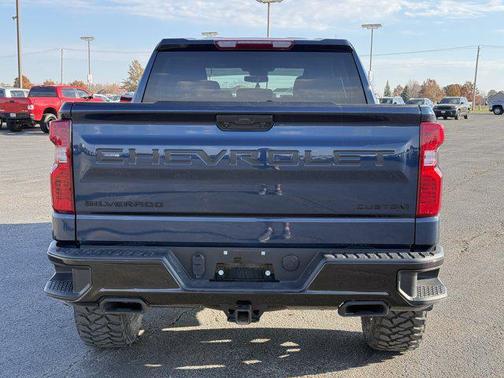 2023 Chevrolet Silverado 1500 Custom Trail Boss