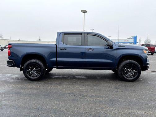 2023 Chevrolet Silverado 1500 Custom Trail Boss