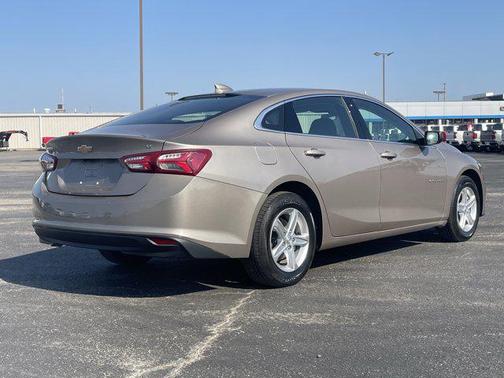 2022 Chevrolet Malibu FWD LT