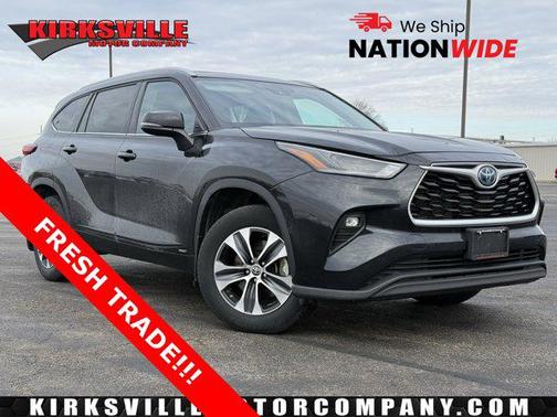 2022 Toyota Highlander Hybrid XLE