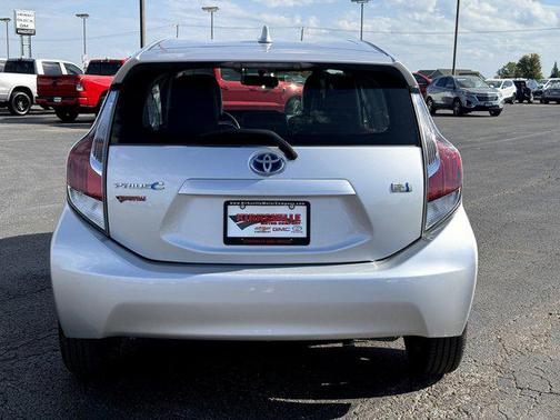 2016 Toyota Prius c Three