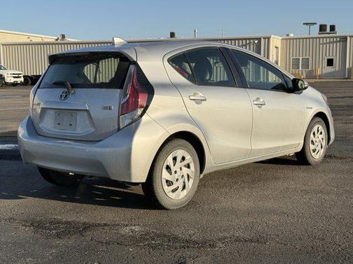 2016 Toyota Prius c Three