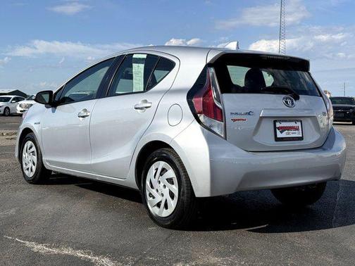 2016 Toyota Prius c Three