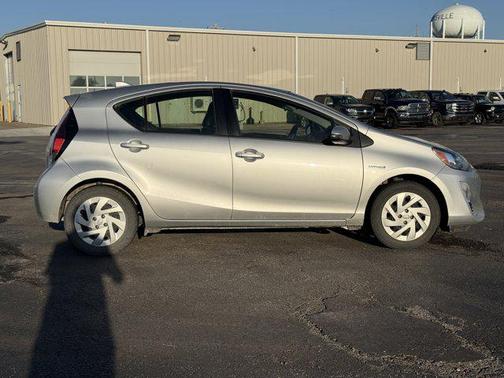 2016 Toyota Prius c Three