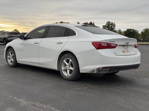 2017 Chevrolet Malibu 1LS