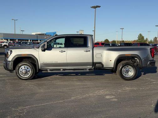 2026 GMC Sierra 3500 SLE