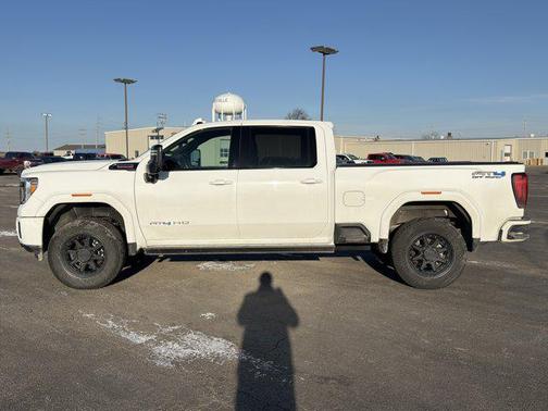2023 GMC Sierra 2500 AT4