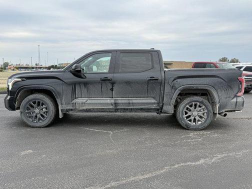 2023 Toyota Tundra Platinum