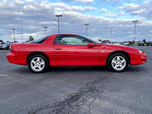 1999 Chevrolet Camaro Base