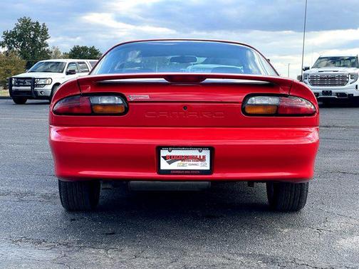 1999 Chevrolet Camaro Base