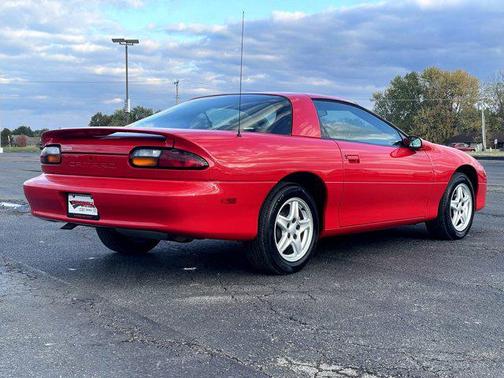 1999 Chevrolet Camaro Base