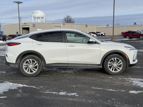 2024 Buick Envista Preferred FWD