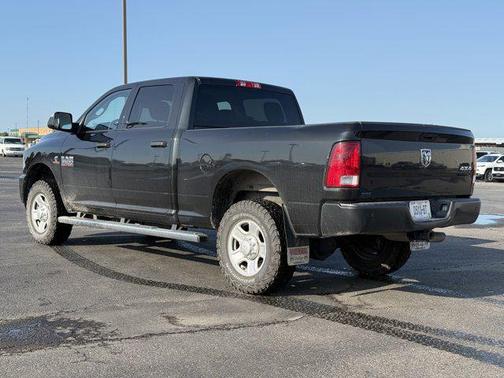 2017 RAM 3500 Tradesman Crew Cab 4x4 6'4' Box