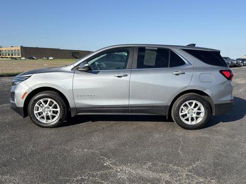 Sterling Gray Metallic 2024 Chevrolet Equinox 1LT
