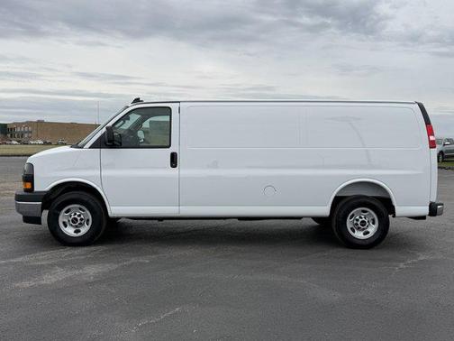 2025 GMC Savana 2500 Work Van