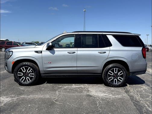 Sterling Metallic 2024 GMC Yukon 4WD AT4