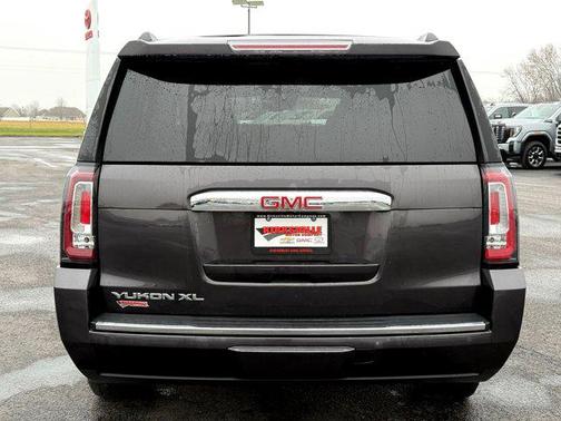 2017 GMC Yukon XL Denali