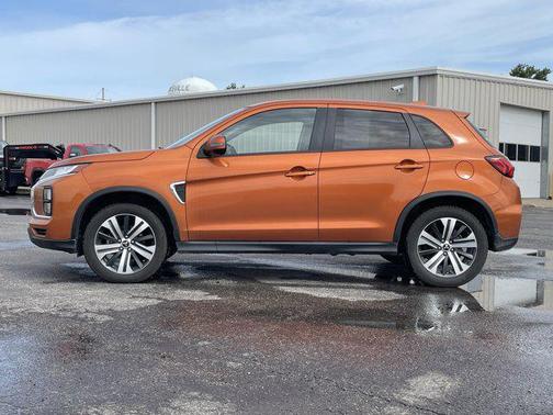 2020 Mitsubishi Outlander Sport SE